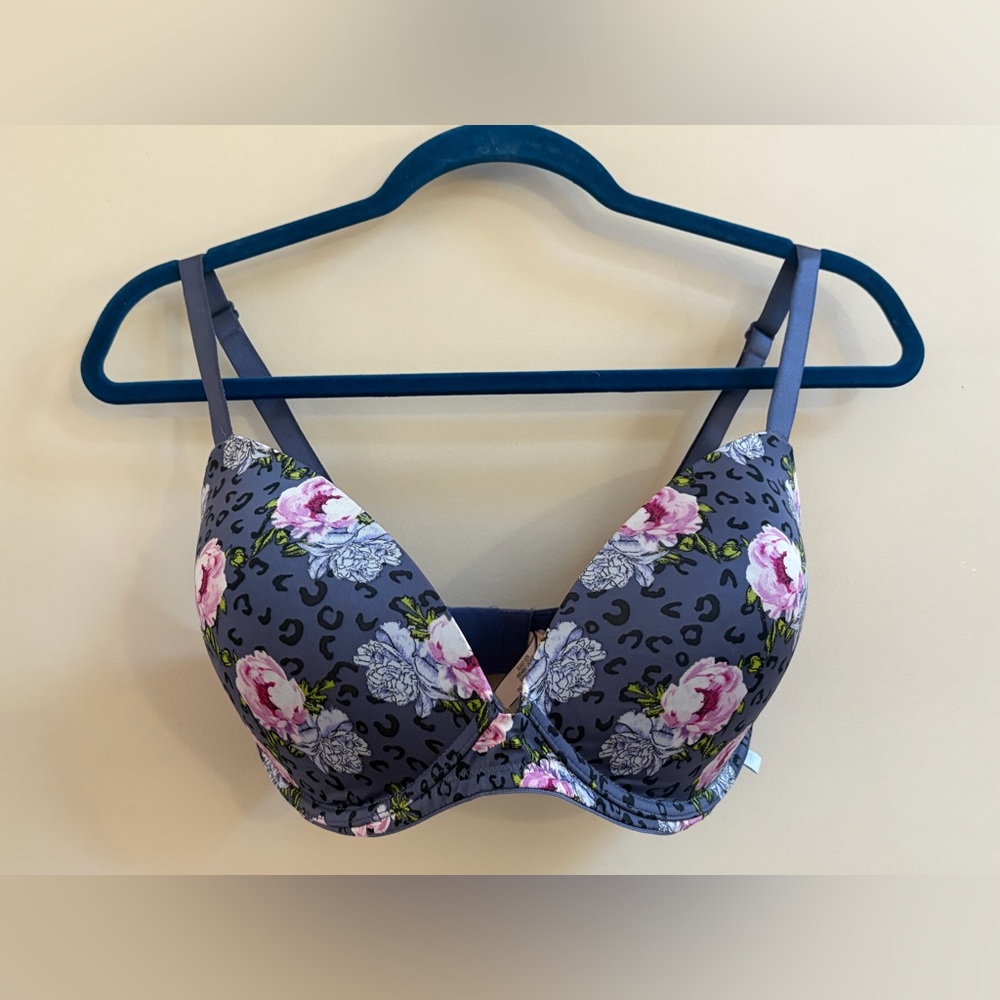 Victoria's Secret 34DDD Lightly Lined Demi Leopard Rose Floral Underwire Bra